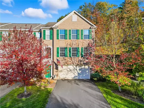 104 Broadstone Dr, Mars, PA 16046