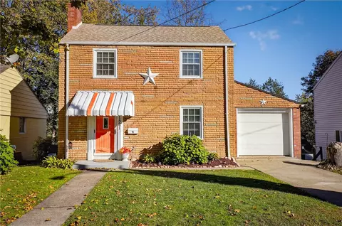 1521 Westview Dr, New Kensington, PA 15068