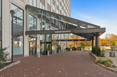 320 Fort Duquesne Blvd #11-O, Pittsburgh, PA 15222