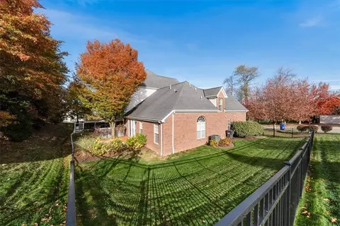 507 E Vanderbilt Dr, Mars, PA 16046 photo 27