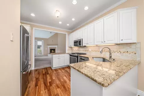 507 E Vanderbilt Dr, Mars, PA 16046 photo 6