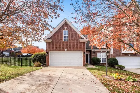 507 E Vanderbilt Dr, Mars, PA 16046
