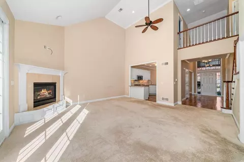 507 E Vanderbilt Dr, Mars, PA 16046 photo 8