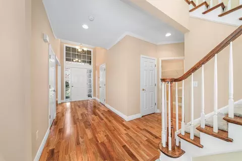507 E Vanderbilt Dr, Mars, PA 16046 photo 4