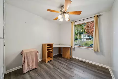 Bedroom - 1823 Ivanhoe Dr, Irwin, PA 15642 photo 5 of 6
