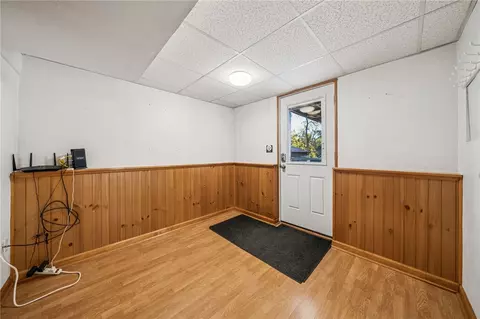 Entry Way - 1823 Ivanhoe Dr, Irwin, PA 15642 photo 1 of 2
