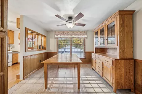 Dining - 1823 Ivanhoe Dr, Irwin, PA 15642 photo 1 of 2