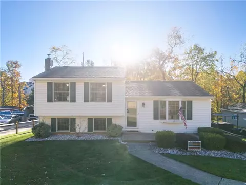 Exterior - 1823 Ivanhoe Dr, Irwin, PA 15642 photo 4 of 11