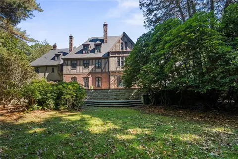 113 Maple Ave, Oil City, PA 16301