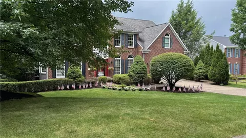 1800 Scarlett Dr, Pittsburgh, PA 15241