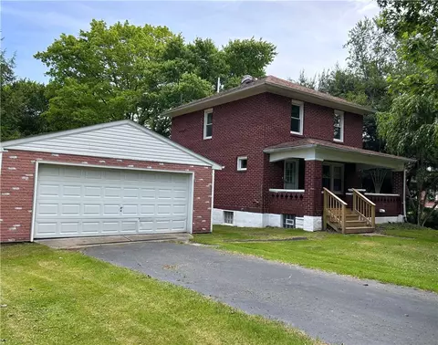 2019 Parkdale Ave, Hermitage, PA 16148