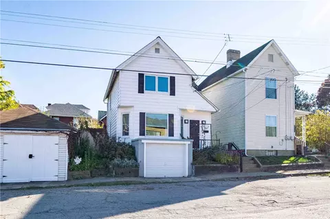 2217 7th Ave, Beaver Falls, PA 15010