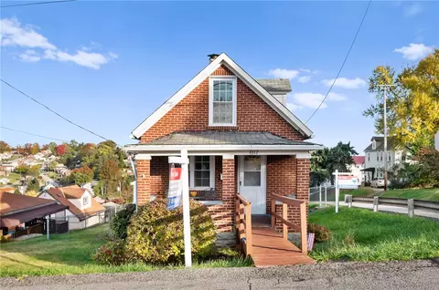 4317 Home St, West Mifflin, PA 15122