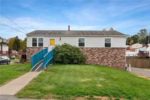 511 Arlington Dr, Pittsburgh, PA 15239