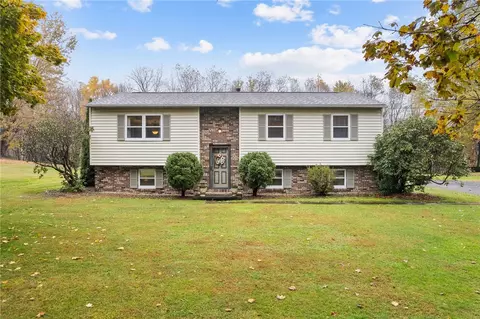 1010 Bonniebrook Rd, Butler, PA 16002