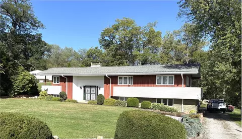1421 Miller St, Conway, PA 15027