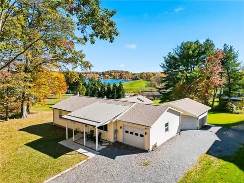 903 Ottawa Trl, Mercer, PA 16137