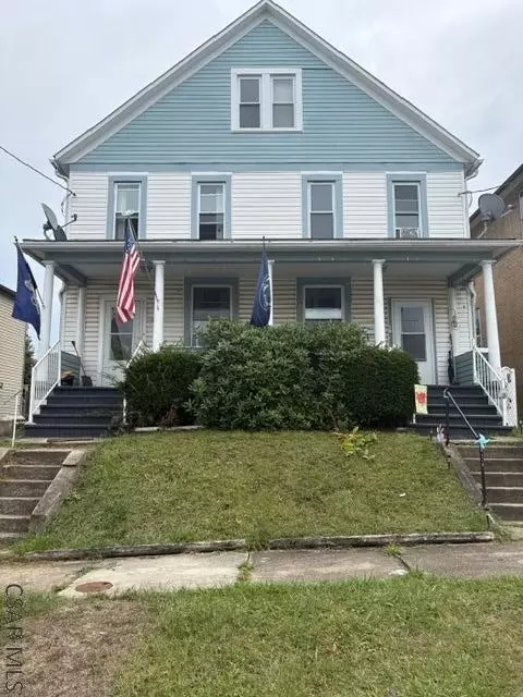 560-562 Linden, Johnstown, PA 15902