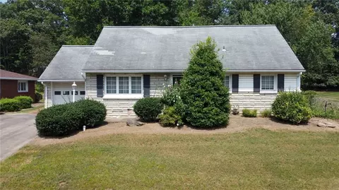 201 Beech Rd, Butler, PA 16001