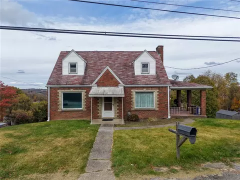 574 State Route 885, Clairton, PA 15025