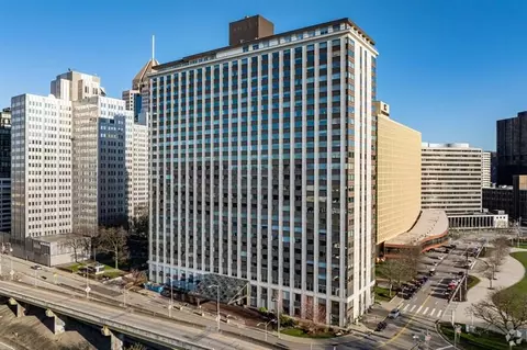 320 Fort Duquesne Blvd #14 O, Pittsburgh, PA 15222