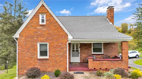 1002 Gringo Rd, Aliquippa, PA 15001