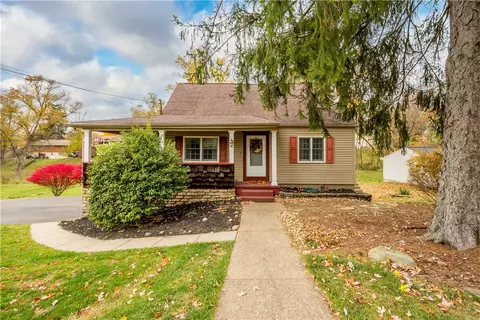 5976 Mcpherson Ave, Bethel Park, PA 15102