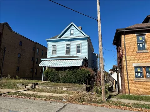 343 E 12th Ave, Homestead, PA 15120
