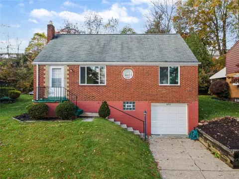 6852 Tunnelview Dr, Pittsburgh, PA 15235