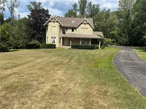4200 Wembleton, Allison Park, PA 15101