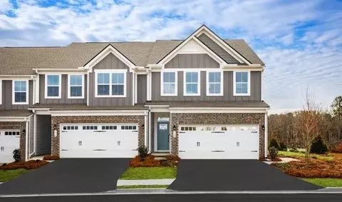 108 Leah Dr, Zelienople, PA 16063