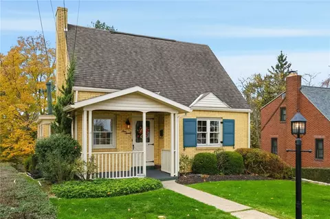 120 Gardenview Dr, Pittsburgh, PA 15212