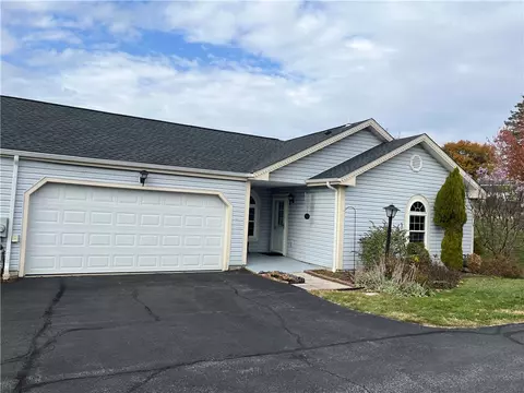 50 Blueberry Ln, Wexford, PA 15090