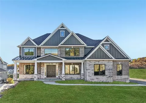 304 Azalea Ln, Baden, PA 15005