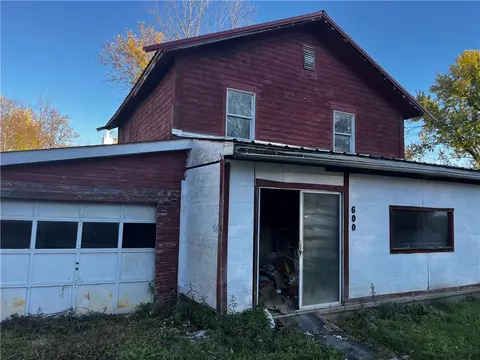 600 Manor St, Marion Center, PA 15759