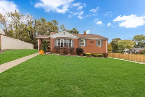 5228 Webb St, Aliquippa, PA 15001