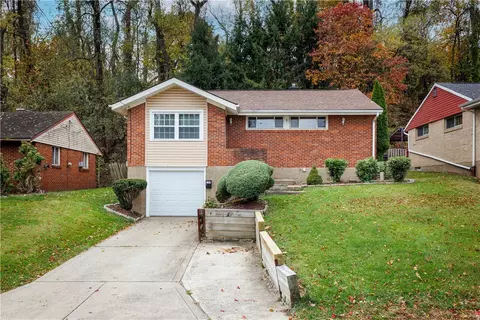 133 Queenston, Pittsburgh, PA 15235