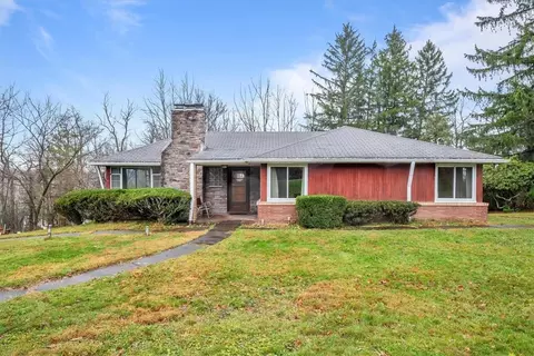273 Hilltop Dr, Cheswick, PA 15024