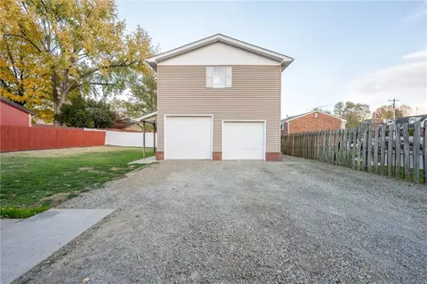 Exterior - 136 Long Dr, Irwin, PA 15642 photo 9 of 9