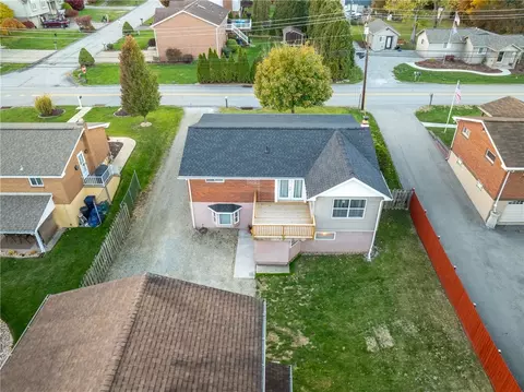 View/Area - 136 Long Dr, Irwin, PA 15642 photo 4 of 5