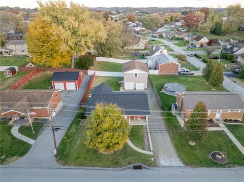 View/Area - 136 Long Dr, Irwin, PA 15642 photo 2 of 5