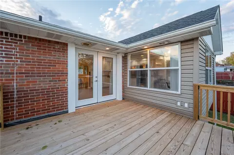 Exterior - 136 Long Dr, Irwin, PA 15642 photo 5 of 9