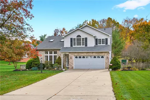 126 Valley Rd, Eighty Four, PA 15330