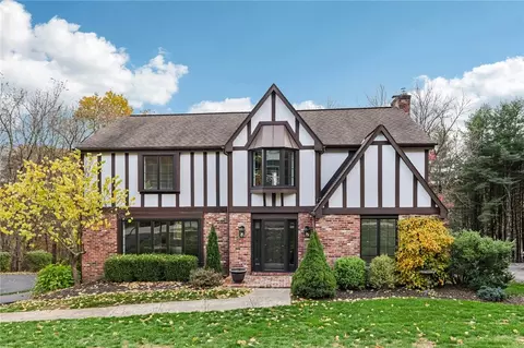 10073 Oakridge Dr, Wexford, PA 15090