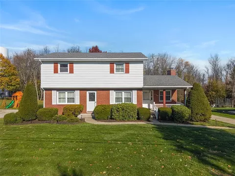 485 Joseph Dr, Beaver Falls, PA 15010