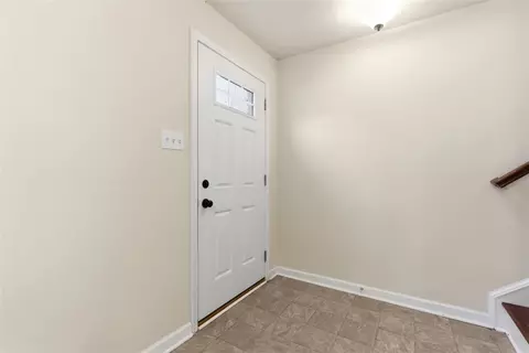 Entry Way - 3001 Pointe Vw, Mars, PA 16046 photo 1 of 6