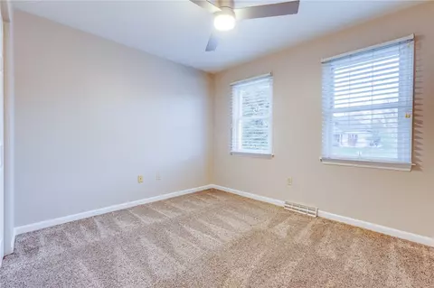 3 Colonial Cir, Irwin, PA 15642 photo 21