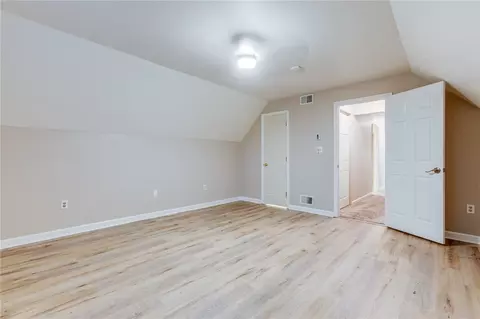 3 Colonial Cir, Irwin, PA 15642 photo 33