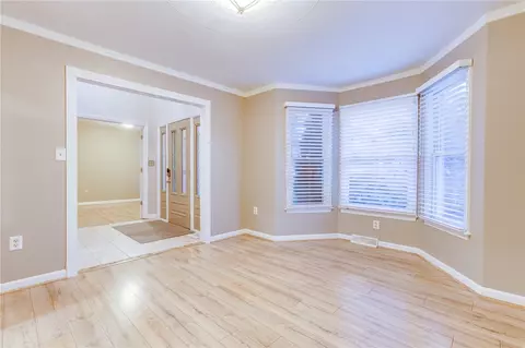 3 Colonial Cir, Irwin, PA 15642 photo 17