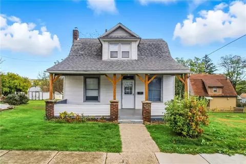 453 Lafayette Ave, Sharon, PA 16146